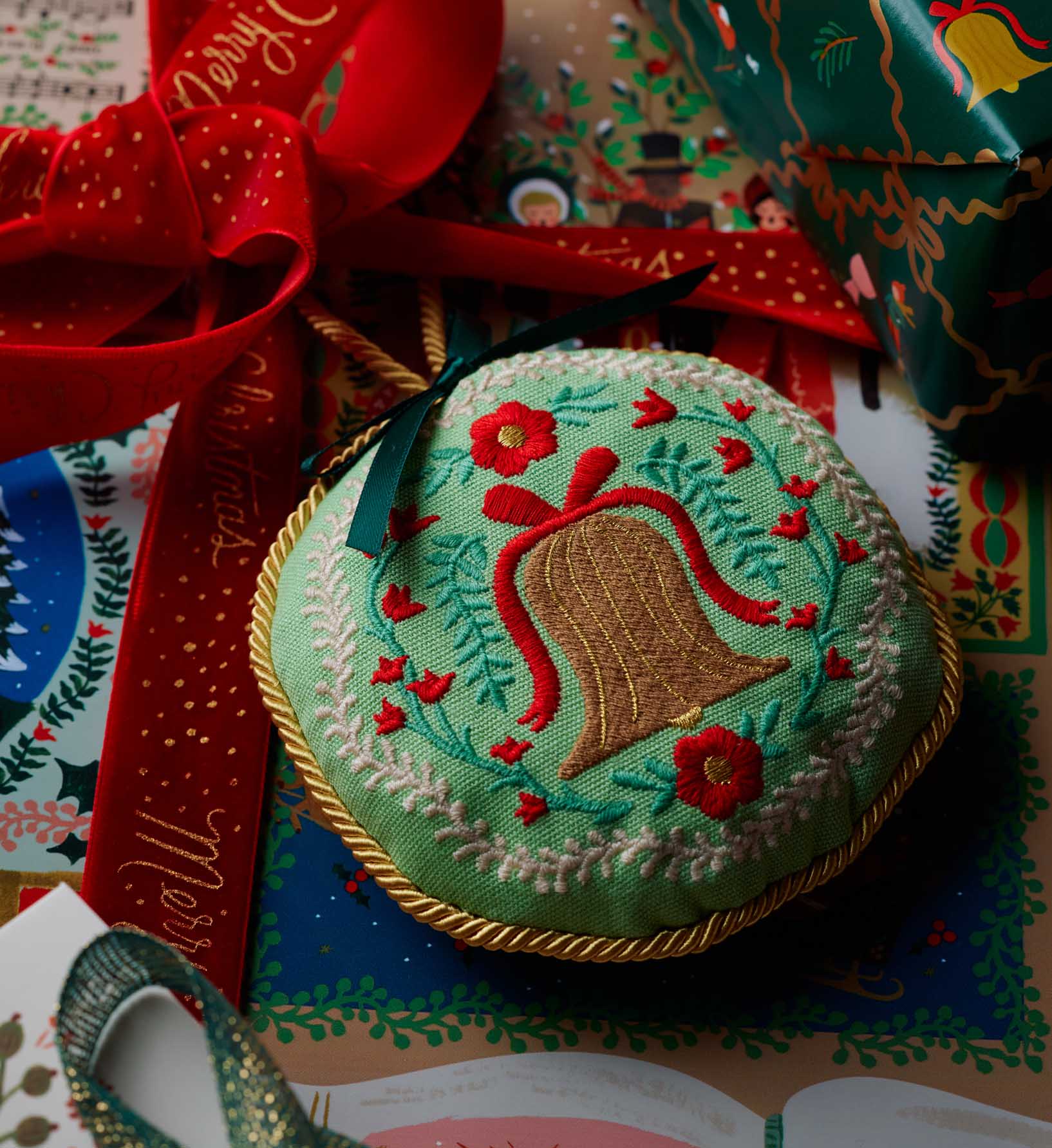 Embroidered Ornament Set - Christmastide