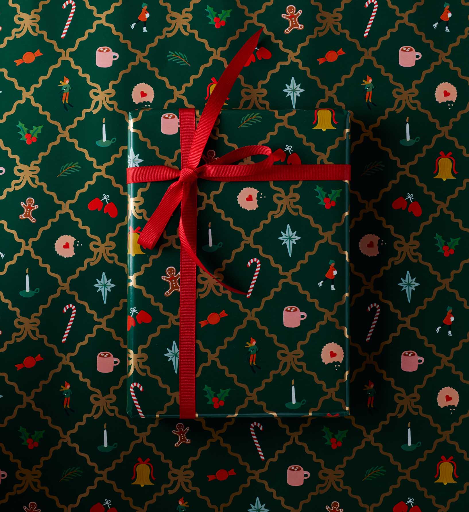 Holiday Wrapping Roll - Holiday Argyle