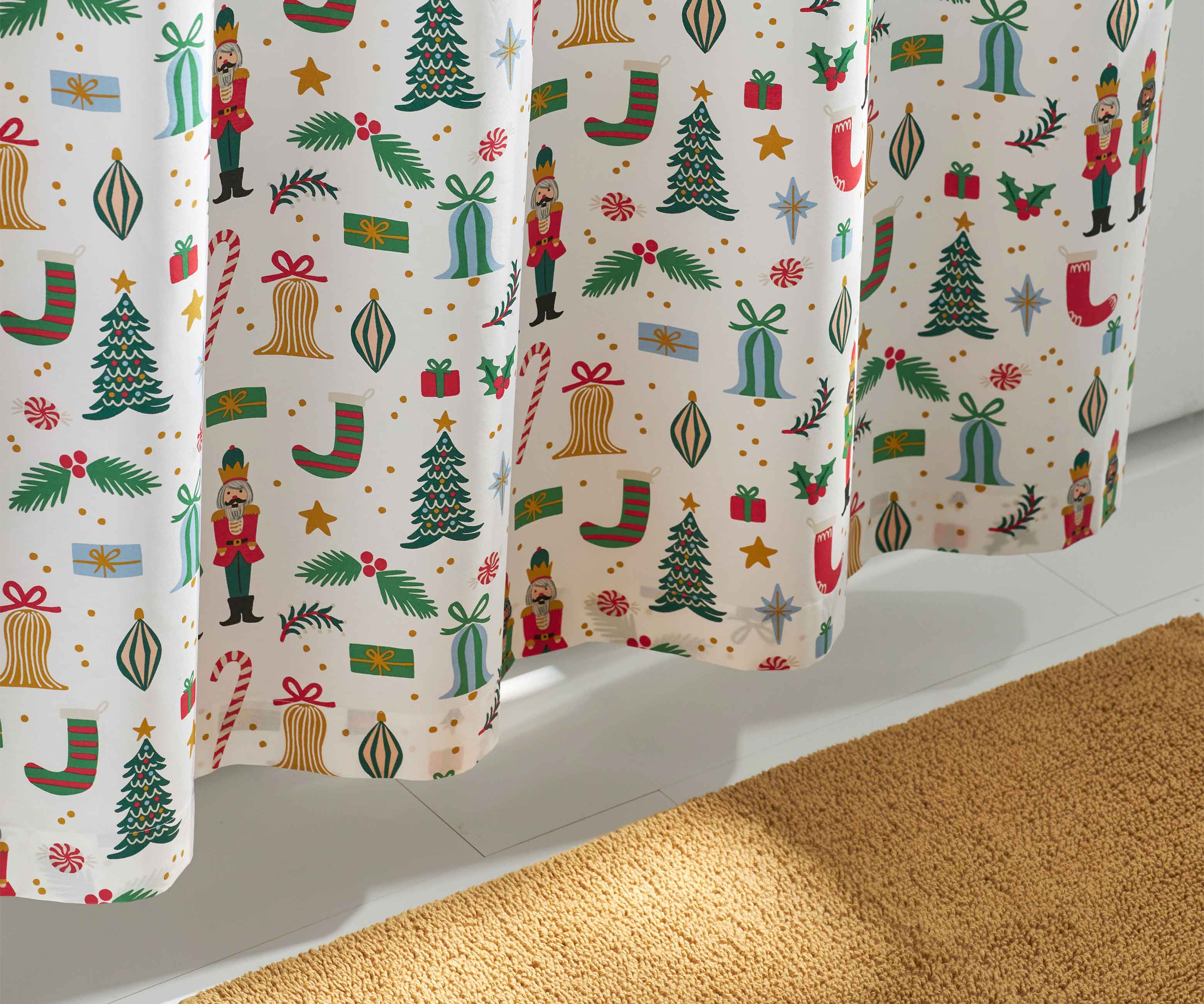 Percale Shower Curtain - Nutcracker