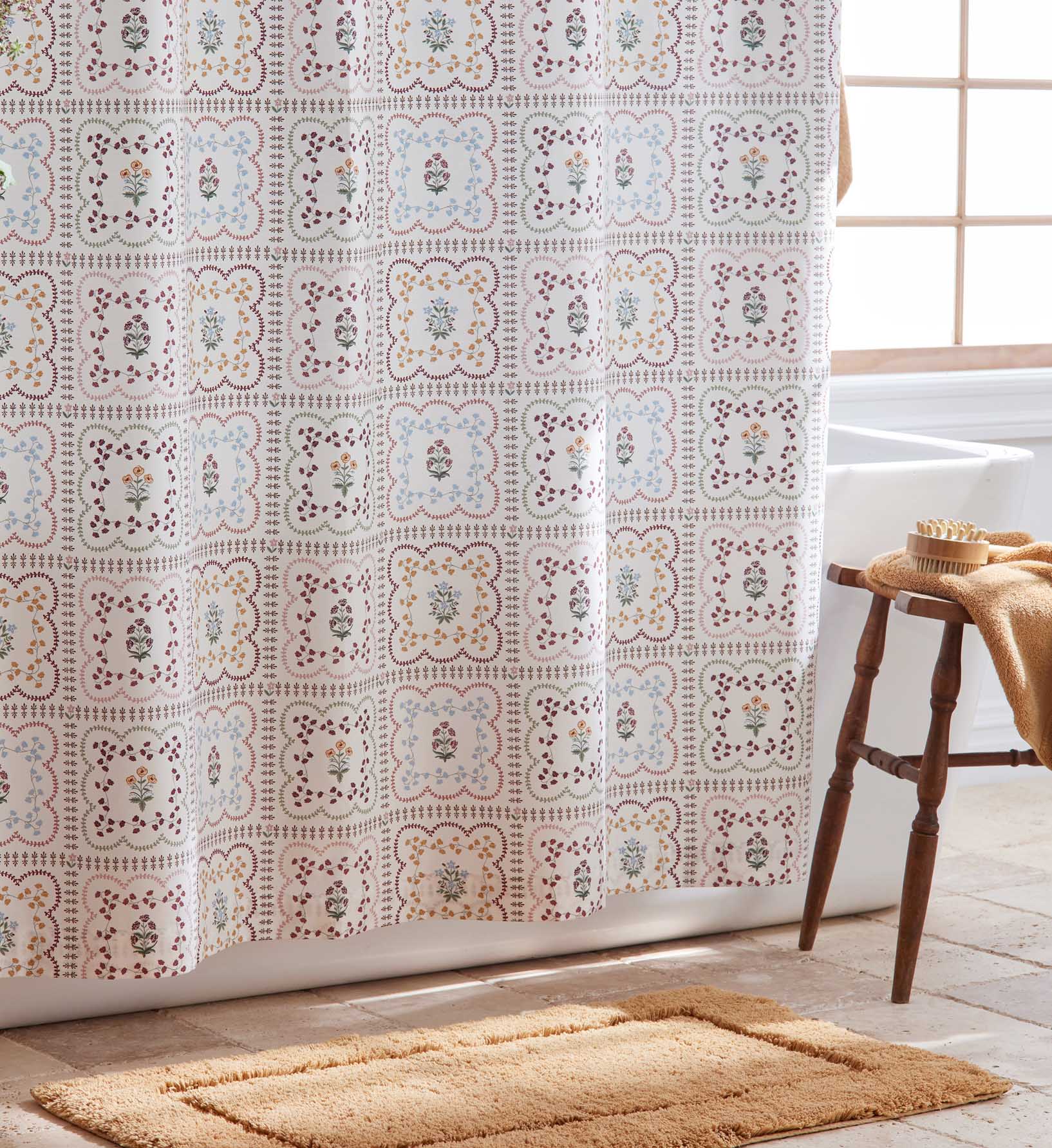 Percale Shower Curtain - Lottie