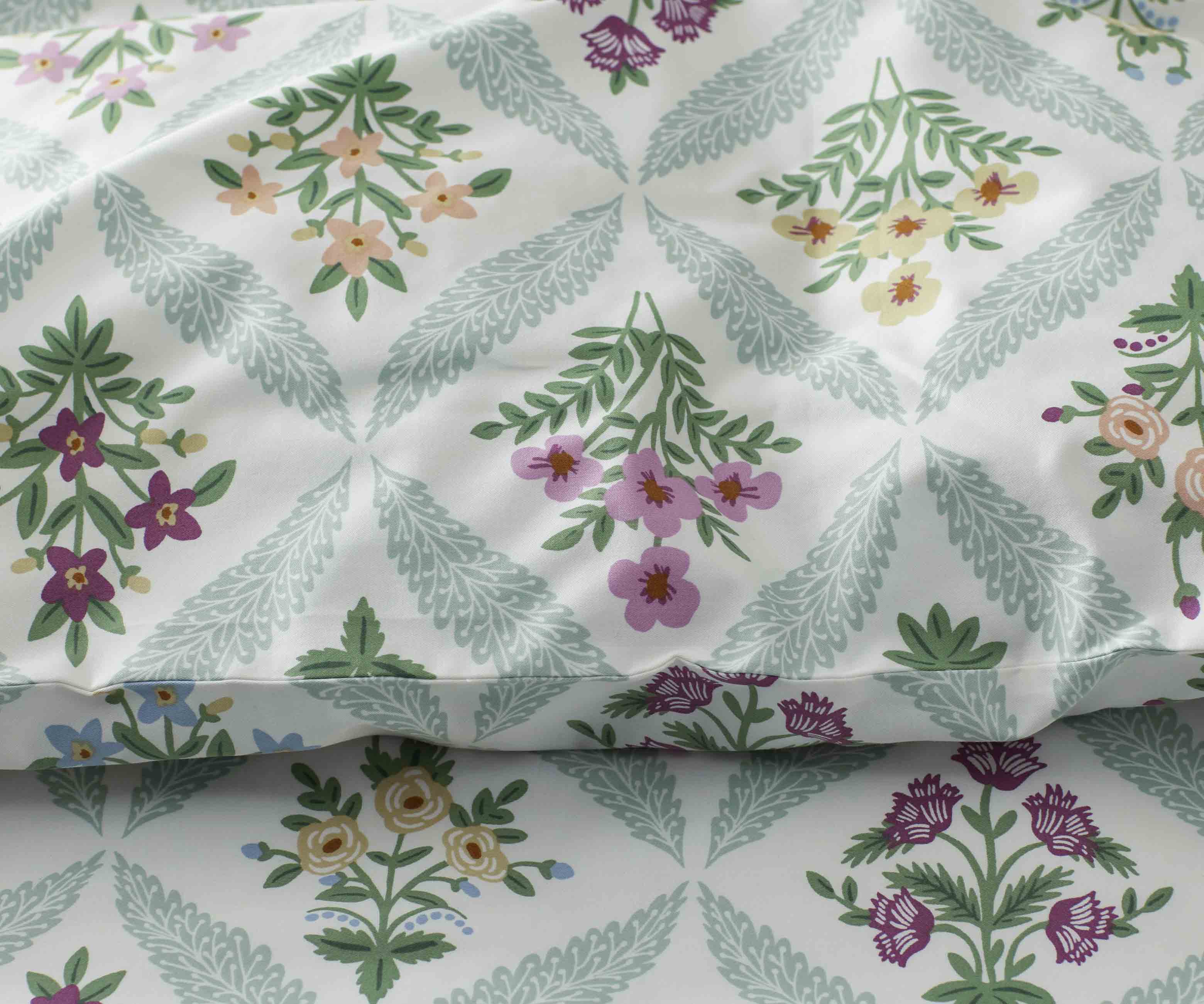 Sateen Comforter - Estee Garden