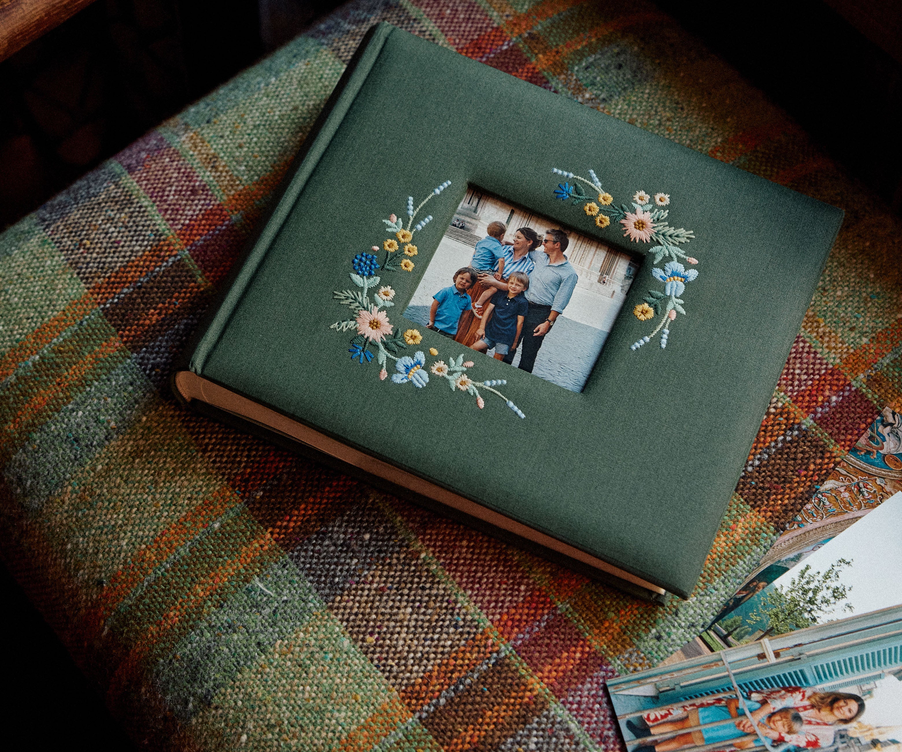 Embroidered Heirloom Photo Album - Wildwood