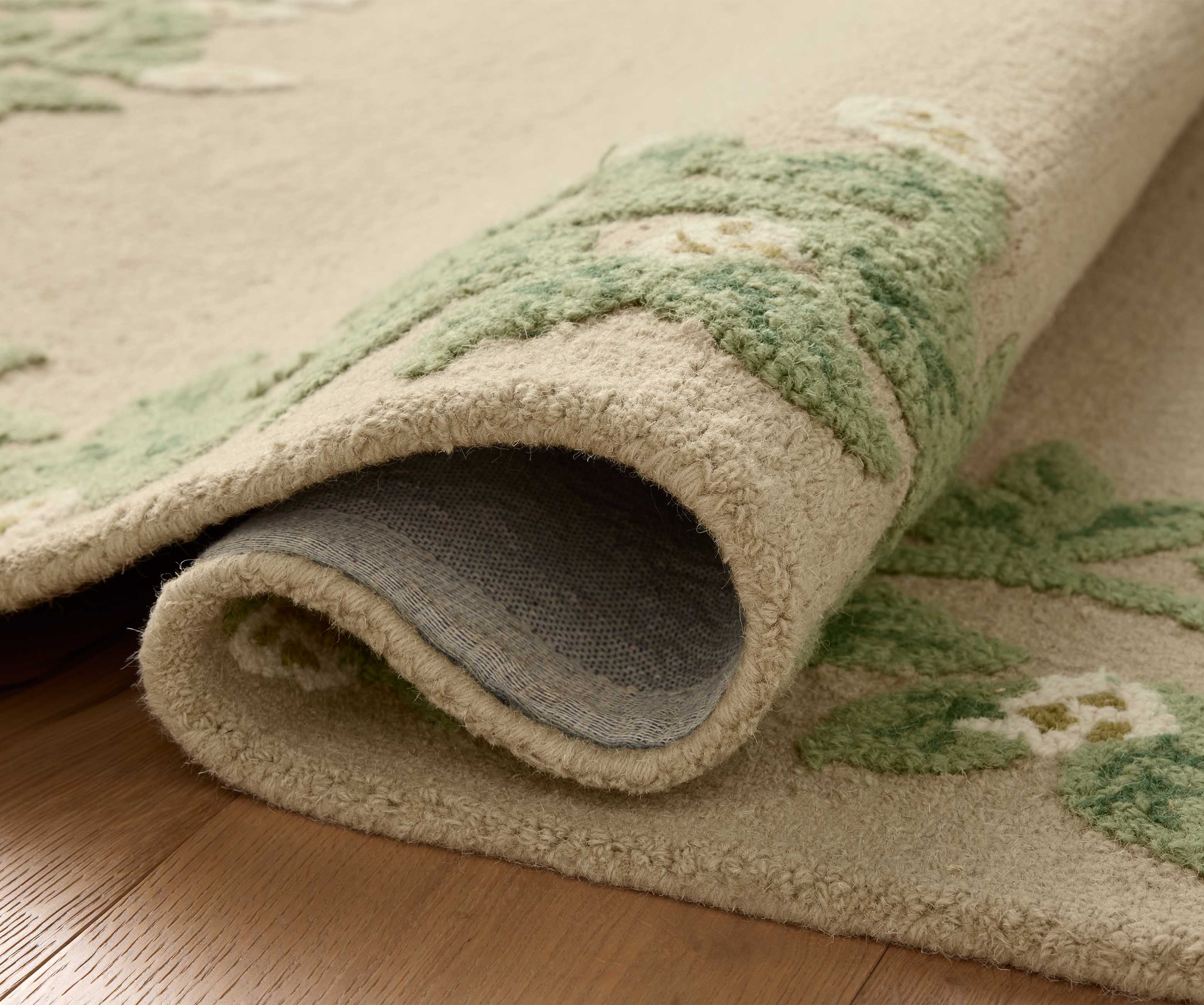 Highgrove Climbing Vines Wool Hooked Rug - Cream